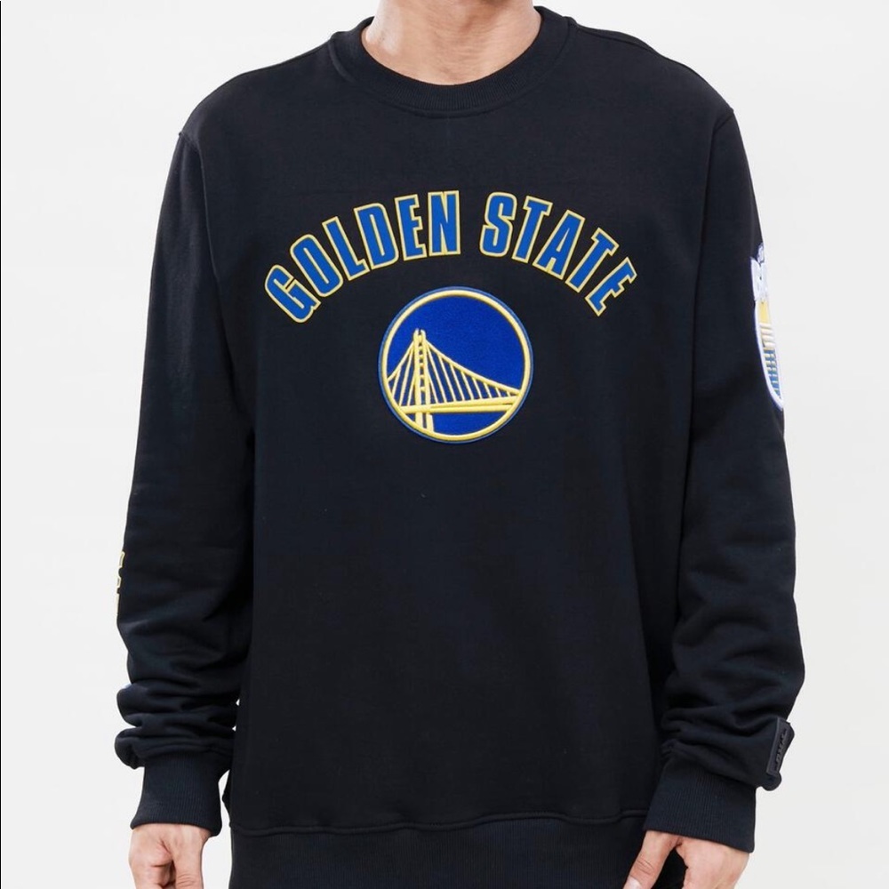 Pro Standard Golden State Warriors Crew Sweaters